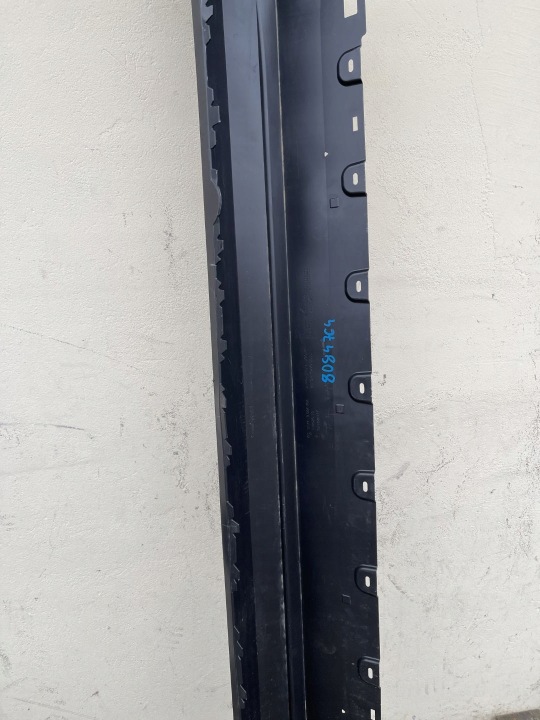 LPA333 BMW 5 G60 G61 2023 MODULE MOULURE SEUIL DROITE 8084764