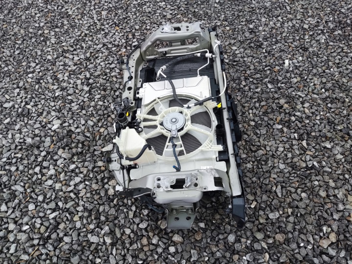 COURROIE AVANT ENSEMBLE RADIATEURS VENTILATEUR TOYOTA YARIS III 1.0 VVTI 2011-2017