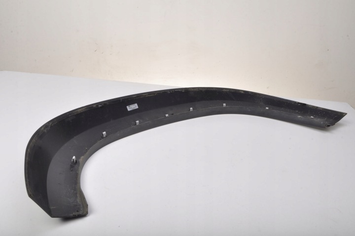 DEFENDER L663 MOULURE GARDE-BOUE DROIT AVANT 21R