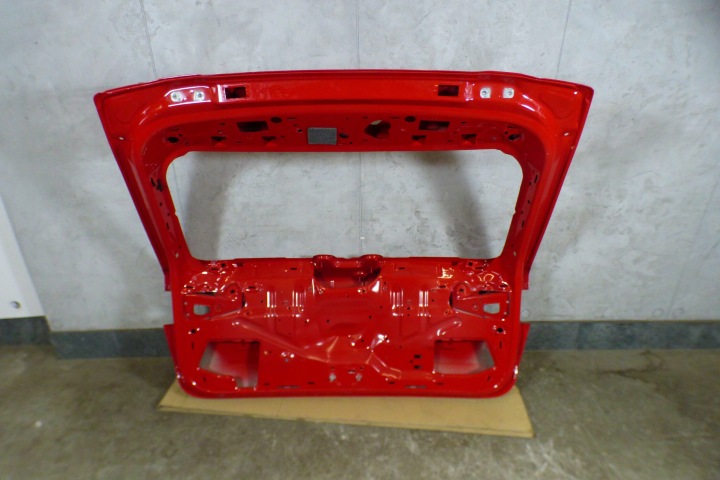 COUVERCLES DE COFFRE COUVERCLES DE COFFRE 5E7827159 PEINTURE 658 SKODA KAROQ LIFT