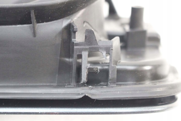 AUDI A4 CLAPET GOULOTTE DE REMPLISSAGE CARBURANTS BOUCHON 8W0809906 8W0 809 906 AVEC BOUCHON 8W B9 8
