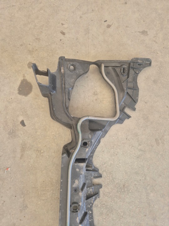 MERCEDES EQA H243 243 DOUBLURE DE PASSAGE DE ROUE INFÉRIEURE PIÈCE PROTECTION ADMISSION AIR
