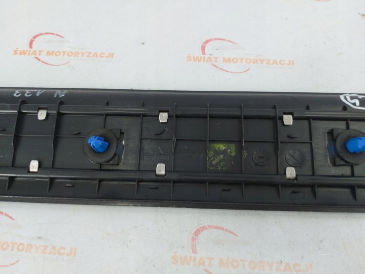 HYUNDAI I40 BLUE 13R MOULURE SEUIL DROITE AVANT 85883-3Z100