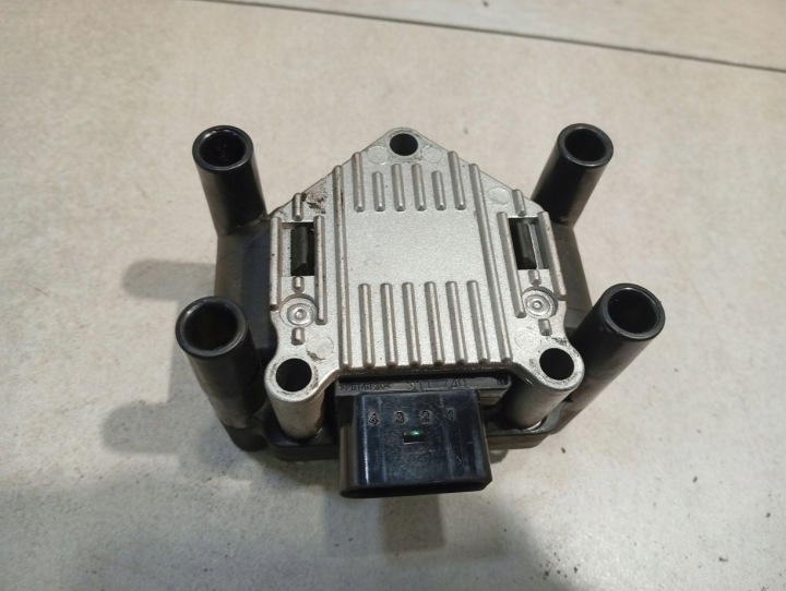 BOBINE ALLUMAGE VW BORA 1.4 16V 06B905106A