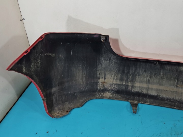 PARE-CHOCS ARRIÈRE TOYOTA COROLLA E12 01-04 BERLINE COMPACTE ROUGE 3E5 HAYON