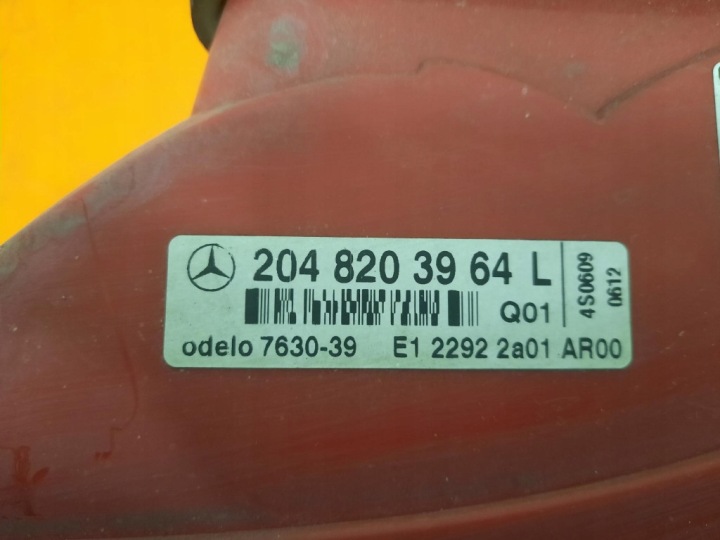 MERCEDES DANS 204 C-KLASA 07-14 UNIVERSEL PHARE ARRIÈRE GAUCHE EXTÉRIEUR 2048203964
