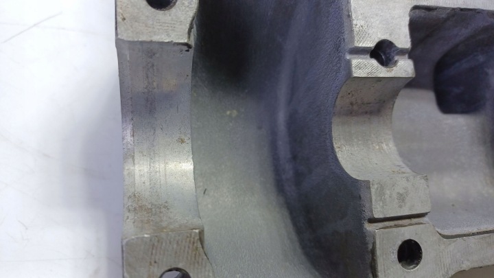 COUVERCLE DE SOUPAPES MERCEDES 3,0 CDI A6420101130