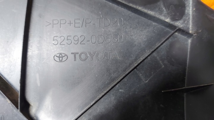 PASSAGE DE ROUE DÉFLECTEUR GAUCHE ARRIÈRE TOYOTA YARIS IV 20-