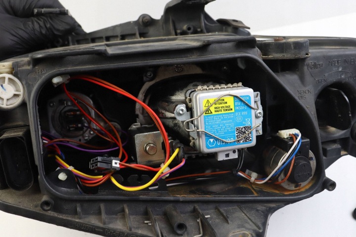 AUDI A4 B6 PHARE AVANT DROITE AVANT 8E0941030T EUROPE