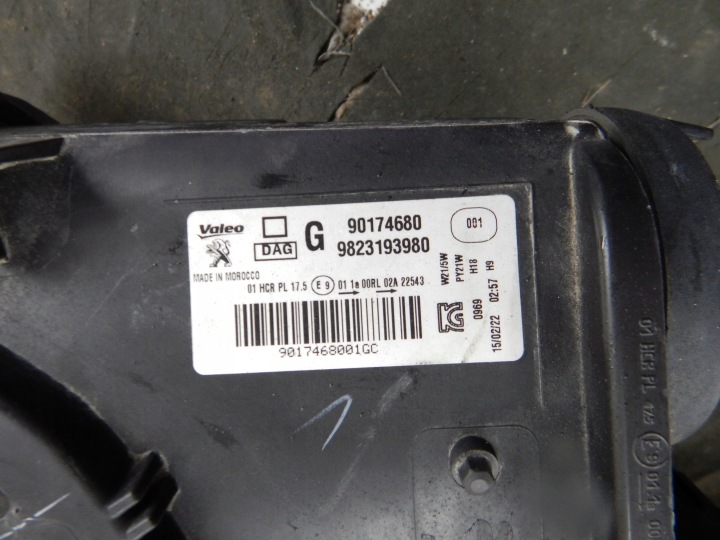 PEUGEOT 208 II PHARE GAUCHE AVANT GAUCHE AVANT ORIGINAL 9823193980 EUROPE