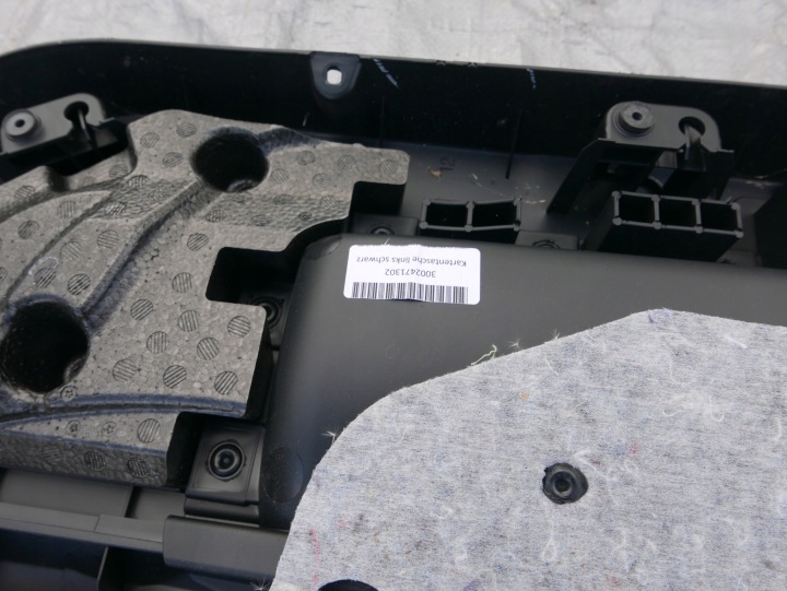 BMW F21 COLLECTEUR GARNITURE PORTES GAUCHE AVANT MODULE