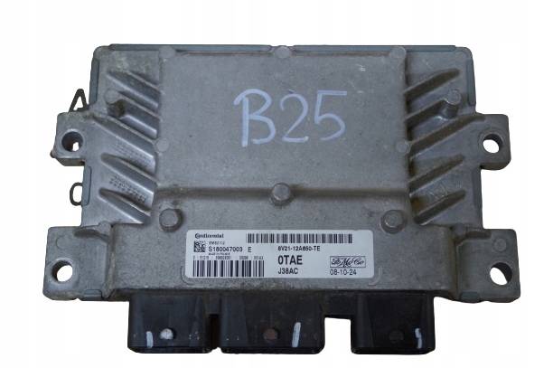 CONTRÔLEUR MOTEUR FORD FIESTA MK7 8V21-12A650-TE