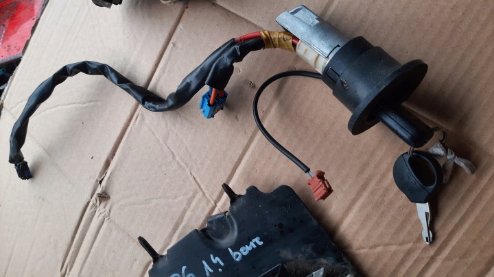 COMPLET KIT DE DÉMARRAGE PEUGEOT 206 1.4 ESSENCE 9651500880 9644625680