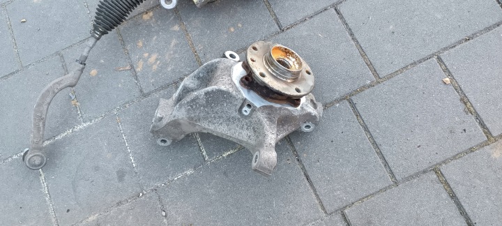 NISSAN QASHQAI III J12 ROTULE DE DIRECTION MOYEU DROIT AVANT 6UA0H