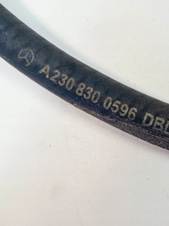 TUYAU REFROIDISSEMENT MERCEDES-BENZ SL (R230) A2308320794 31969185 5.0L 215KW