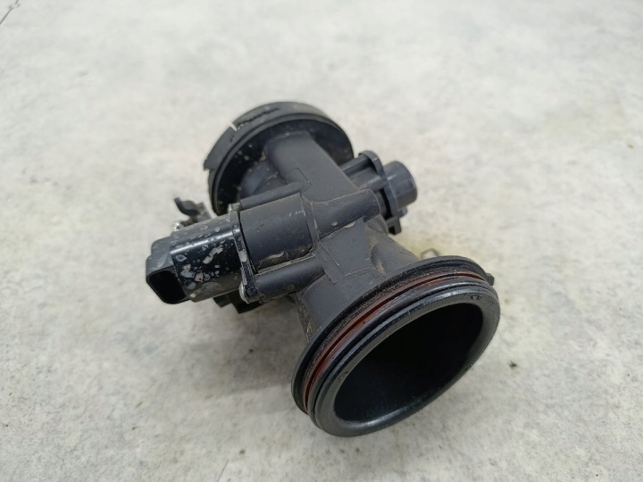 PAPILLON DES GAZ DACIA SANDERO I 8200682611 97089100 1.4 8V