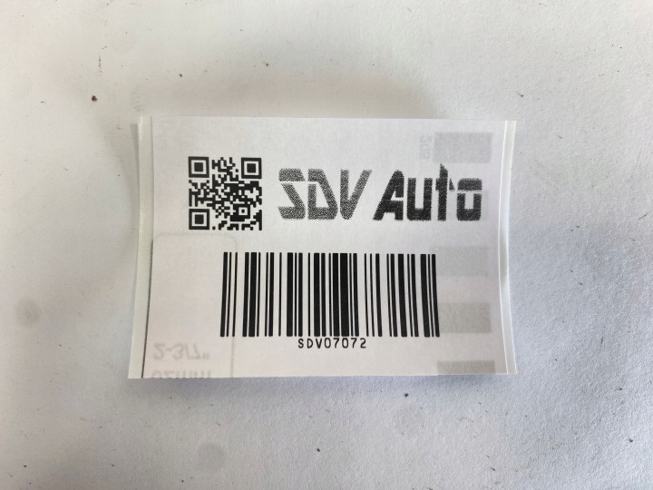 MOULURE LATÉRALE GARDE-BOUE DROIT ARRIÈRE LÈVRE MERCEDES W124 BERLINE UNIVERSEL 1246902040