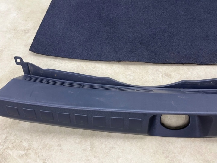 GARNITURE MITSUBISHI COLT Z30 5D 04-12R. REVÊTEMENT TAPIS CARDAN COUVERCLES DE COFFRE