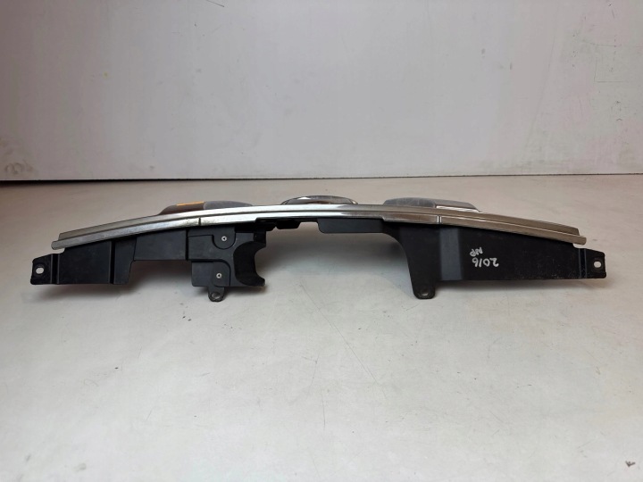 GRILLE CALANDRE RADIATEUR NISSAN X-TRAIL X TRAIL T31