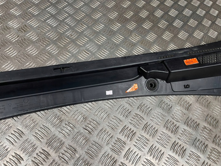DOUBLURE DE PASSAGE DE ROUE RENAULT CLIO V 668114189R