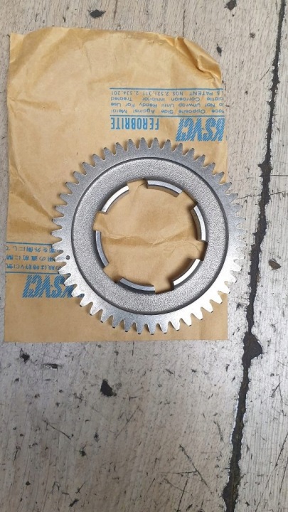 TRYBO GALET BALANSUJACEGO SUZUKI LS650 SAVAGE 12666-24B00