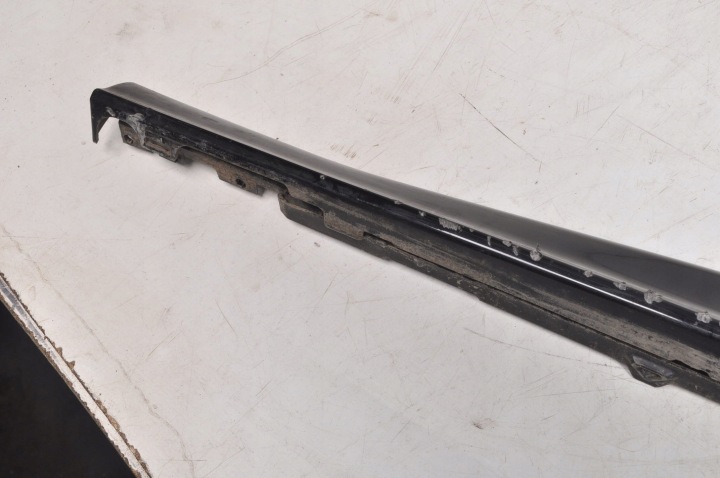 VOLKSWAGEN GOLF VIII R-LINE REVÊTEMENT SEUIL DROITE 5H0853856 5H0853288A