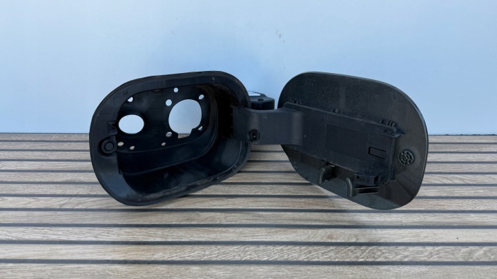 HYUNDAI I30 3 III UNIVERSEL CLAPET GOULOTTE DE REMPLISSAGE CARBURANTS 81595-G4200 PAK24/GR29