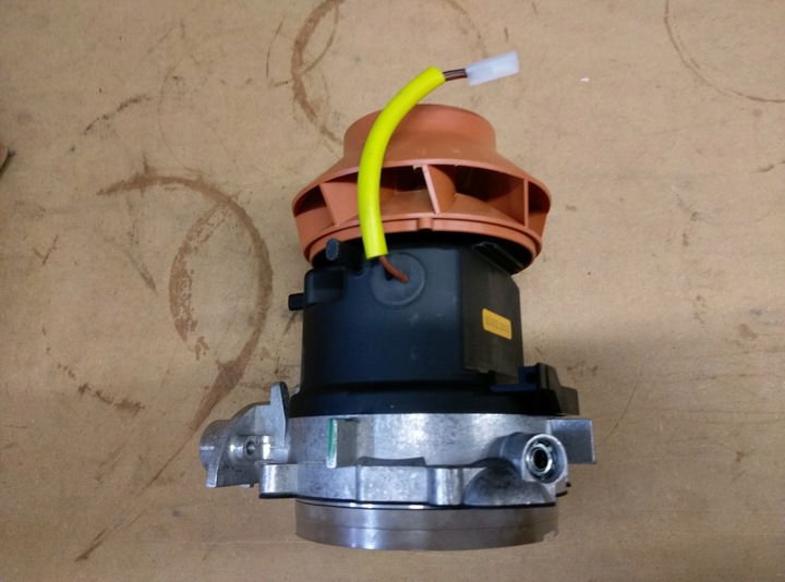 SOPLADOR MOTOR DE CALENTAMIENTO EBERSPACHER D3LC COMPAC 