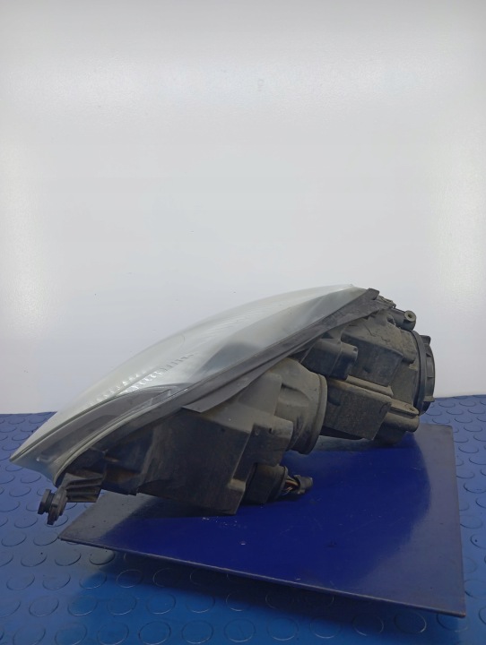 VOLKSWAGEN VW GOLF V PROJECTEUR PHARE AVANT GAUCHE 1EG247007-02