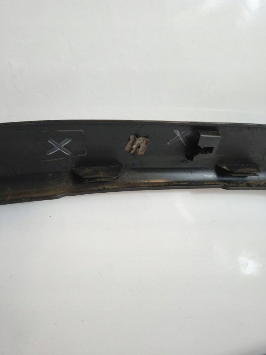 JEEP COMPASS MOULURE GARDE-BOUE GAUCHE AVANT AVANT 5UP11TRM