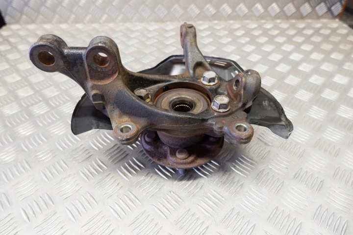 ROTULE DE DIRECTION AVANT DROITE TOYOTA YARIS (_P21_) 4321102410 1.5L HYBRID 85KW