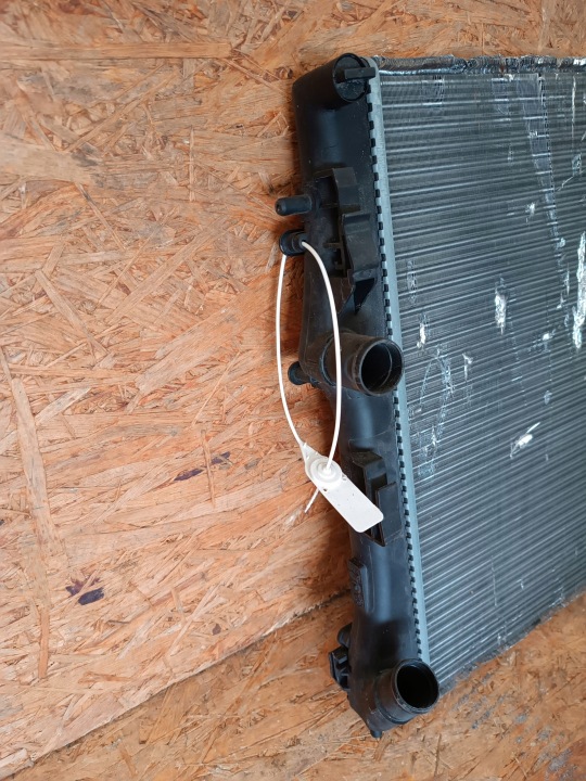 RADIATEUR EAU NISSAN KUBISTAR 21400-00QA8 RENAULT KANGOO 8200072713