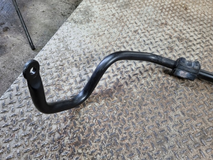 2020 CHRYSLER PACIFICA STABILISATEUR AVANT 68218102AC