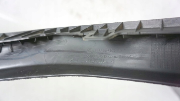 MOULURE PARE-CHOCS DROIT AVANT LÈVRE SPOILER OPEL VECTRA C LIFT SIGNUM 05-08