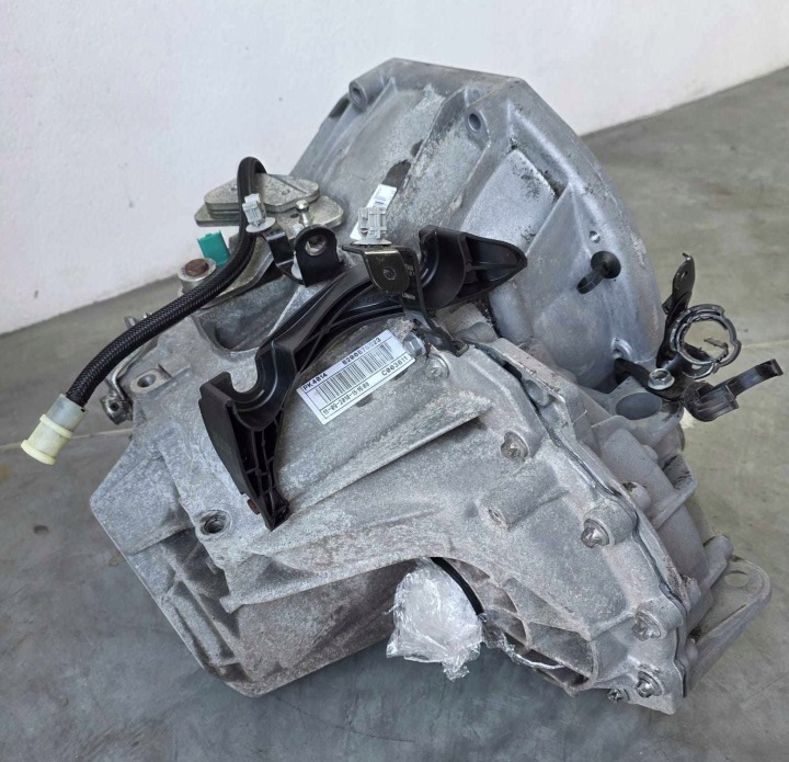 BOÎTE MANUELLE PK 4014 PK4M9R 6 VITESSES RENAULT 2.0DCI 11R. 8200600466