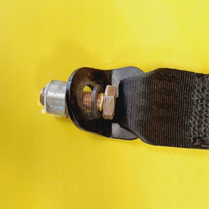 CEINTURE DE SÉCURITÉ DROIT ARRIÈRE LANCIA THESIS BERLINE 040057 NR522
