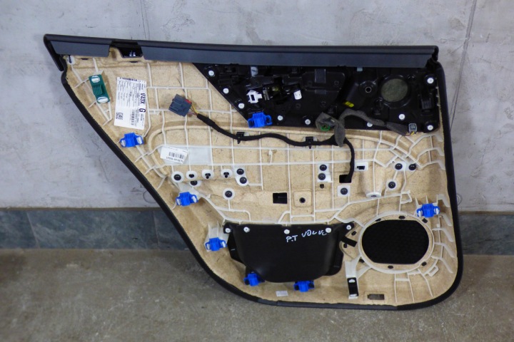 GARNITURE COLLECTEUR PORTES DROITE GAUCHE ARRIÈRE 31490904 31490903 VOLVO V60 III