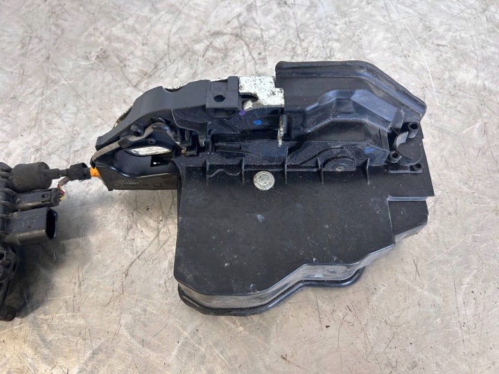DOCIAG PORTES ARRIÈRE DROITE CÔTÉ BMW X5M E70 7167588
