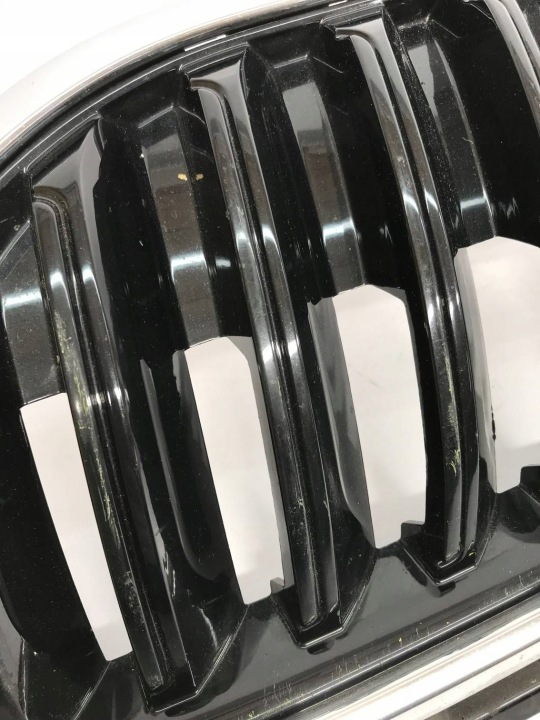 SKODA OCTAVIA MK3 (5E) 2018 CALANDRE SUPÉRIEURE RADIATEUR 5E0807724A