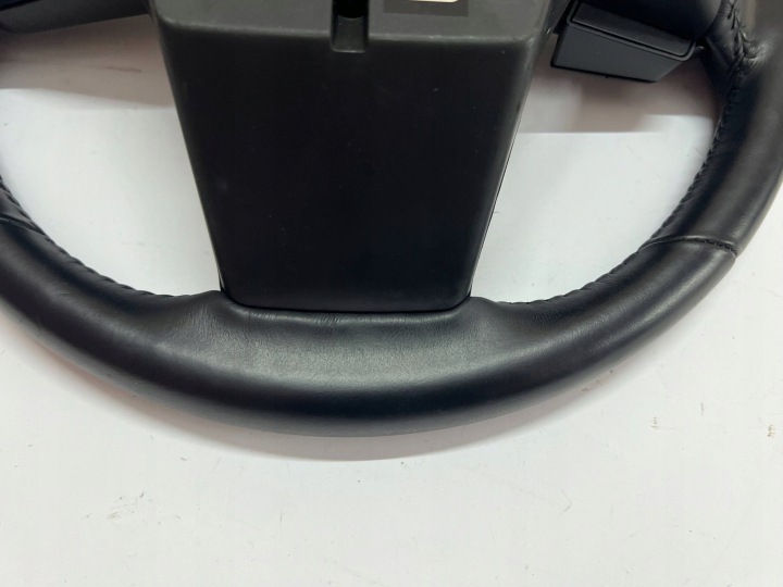 MAZDA 2 DJ LIFT VOLANT MULTIFONCTIONNELLE CUIR