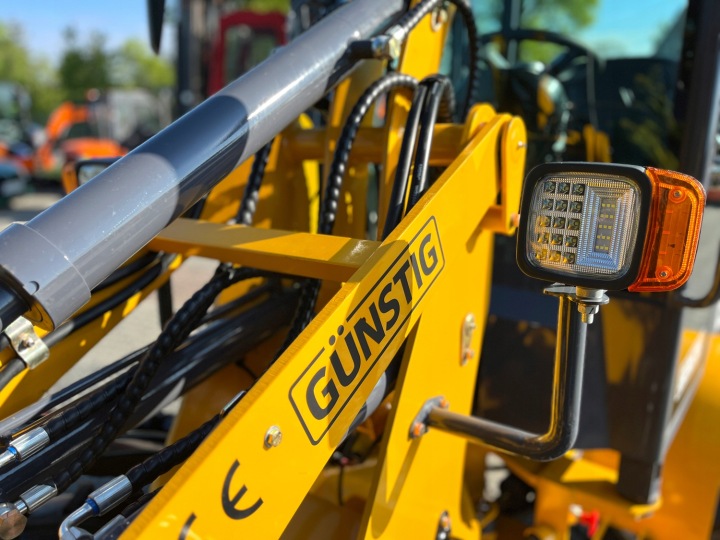 MINILADOWARKA KOLOWA GUNSTIG CS908 800KG PERKINS EURO5| KOMPAKTOWA ROLNICZA