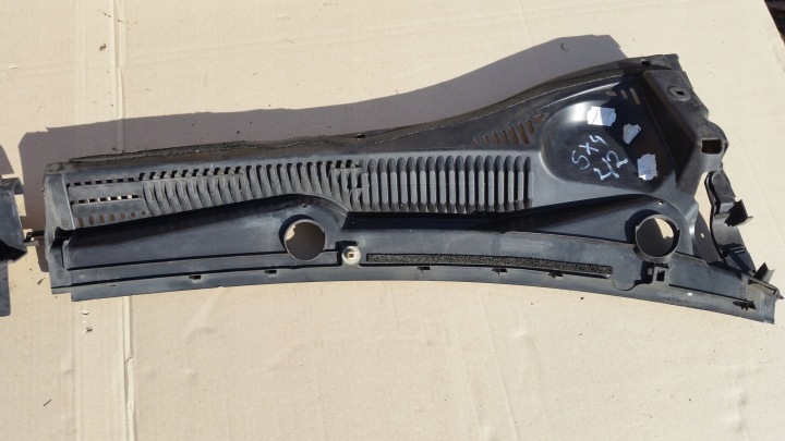 DOUBLURE DE PASSAGE DE ROUE FIAT SEDICI SUZUKI SX4 72331-79J1R CROSSOVER 06-14