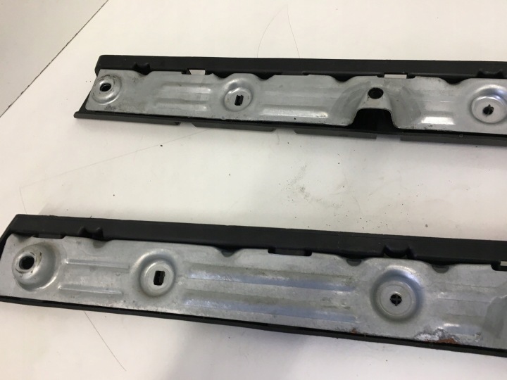 SEAT ALTEA MOULURE PLANCHERS 5P0858833A