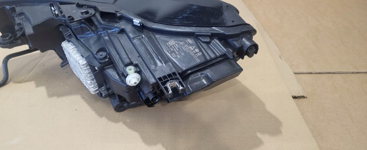 AUDI A6 C8 4K0941040E PHARE DROITE COMPLET LED MATRIX