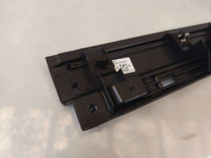 LAND ROVER DEFENDER PROTECTION BARRE TRANSVERSALE SERRURE COUVERCLES DE COFFRE ARRIÈRE 2025 SUV 2/3DR (20-25)