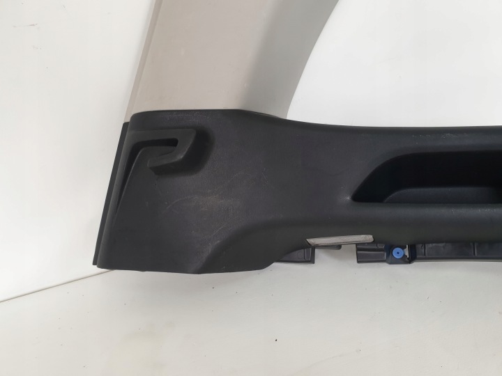 CITROEN C4 GRAND PICASSO II 13-16 PROTECTION SUR POTEAU COUVERCLES DE COFFRE ARRIÈRE GAUCHE