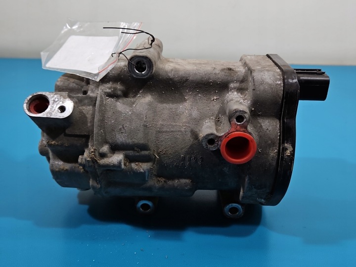COMPRESSEUR DE CLIMATISATION COMPRESSEUR 042400-1103 TOYOTA RAV4 V 2.5 HYBRIDE