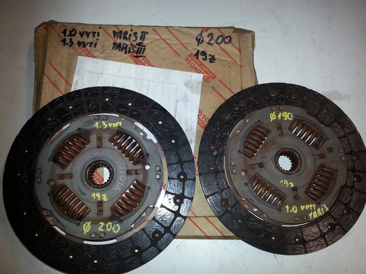 DISC CLUTCH SET TOYOTA YARIS II III 1.0 1.3 VVTI photo 1 - milautoparts-fr.ukrlive.com