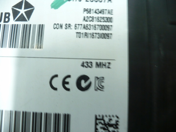 MODULE CONTRÔLEUR KEYLESS JEEP CHEROKEE P68143497AE