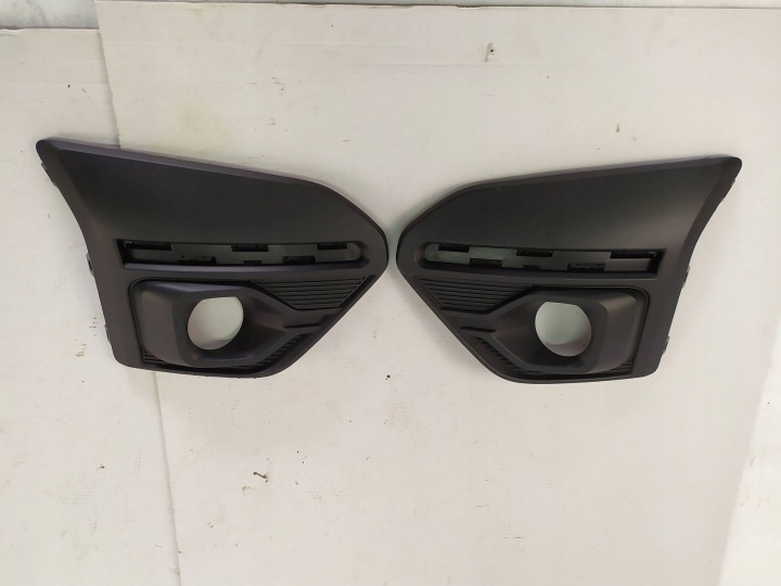 GRILLE DROIT AVANT DACIA SANDERO III STEPWAY 261A20172R